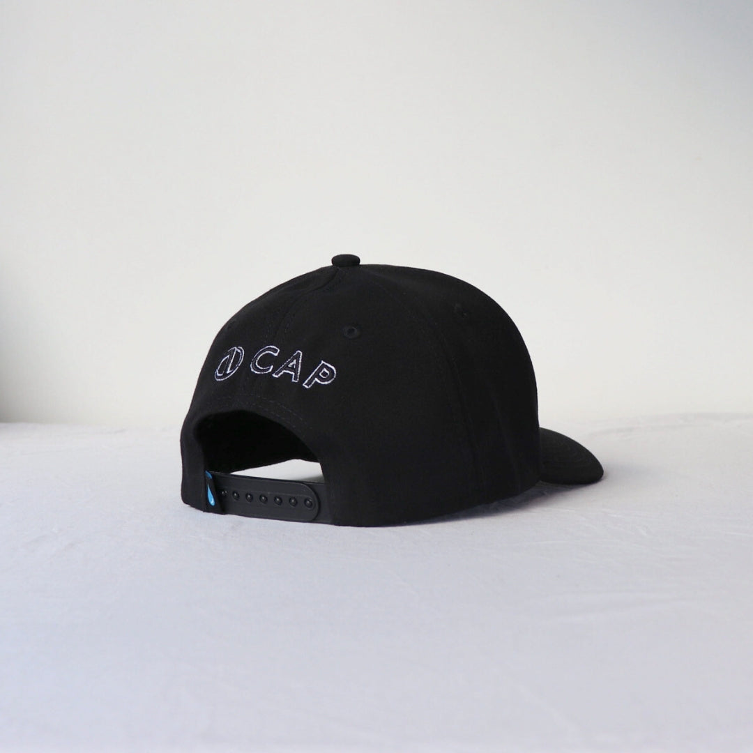 2Cap Black/White Bundle